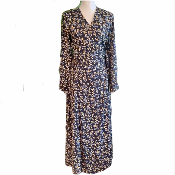 Caara Cristal Long Sleeve Floral Wrap Dress - Picture 2 of 10